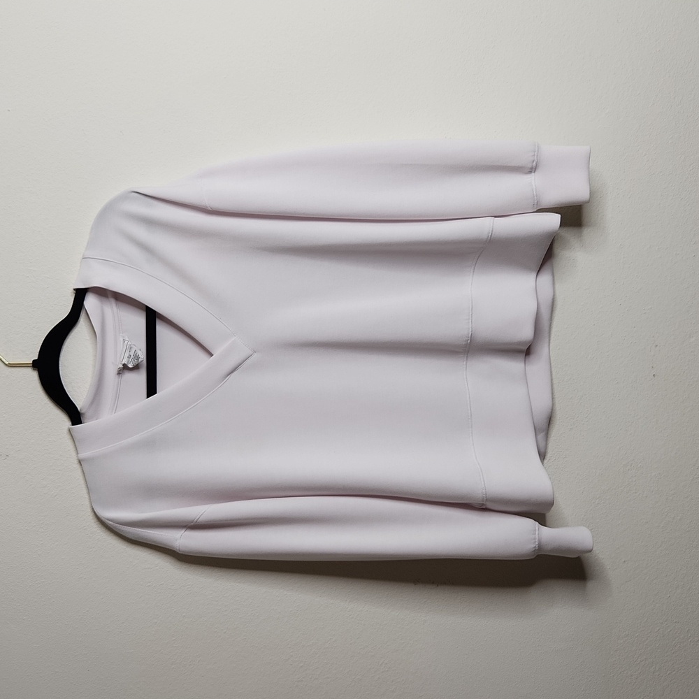 For the Republic V neck long sleeve/sweater R9